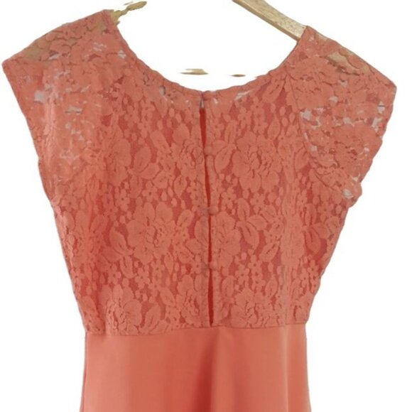 2/$15 Francesca's Annabella Top Orange Small Button Close Cap Sleeve Lace Peplum - Picture 4 of 6